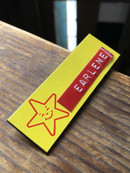 画像3: Vintage Fast Food Restaurant Employee Crew Name Tag Badge " Carl's Jr EARLENE "(R578) (3)
