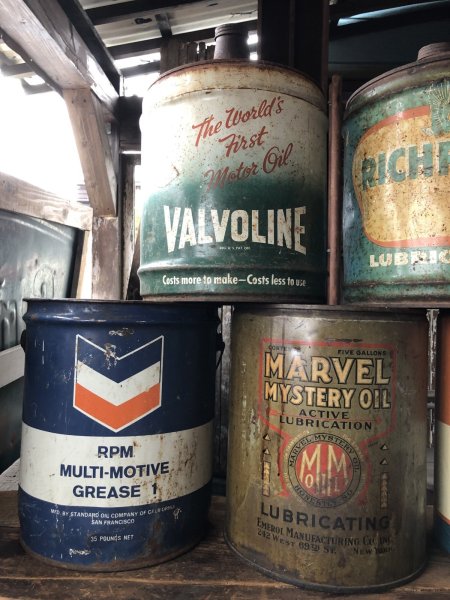 画像15: Vintage Motor Gas Oil 5 Gallon Can MARVEL MYSTERY (R585)  (15)