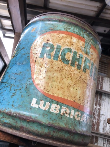 画像4: Vintage Motor Gas Oil 5 Gallon Can RICHFIELD (R588)  (4)