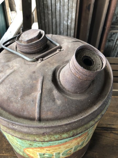 画像15: Vintage Motor Gas Oil 5 Gallon Can RICHFIELD (R588)  (15)
