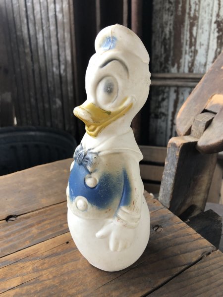 画像2: Vintage Disney Donald Duck  Plastic Bowling Pin (R595) (2)