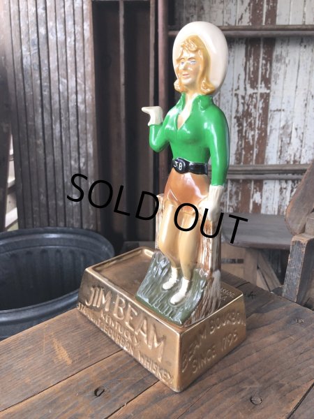 画像5: 70s Vintage Advertising JIM BEAM Bourbon Whiskey Cowgirl Counter Display Statue (R613) (5)