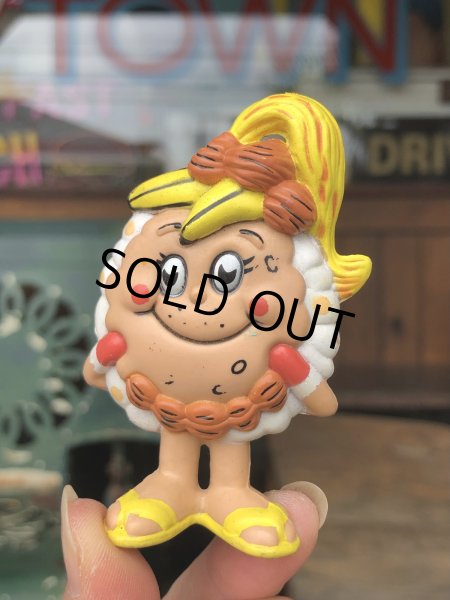 画像5: Vintage IHOP Pancake Kids Meal Toy Rosanna Banana Nut PVC (R620) (5)