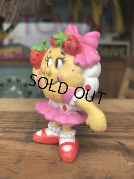 画像4: Vintage IHOP Pancake Kids Meal Toy Susie Strawberry PVC (R623) (4)