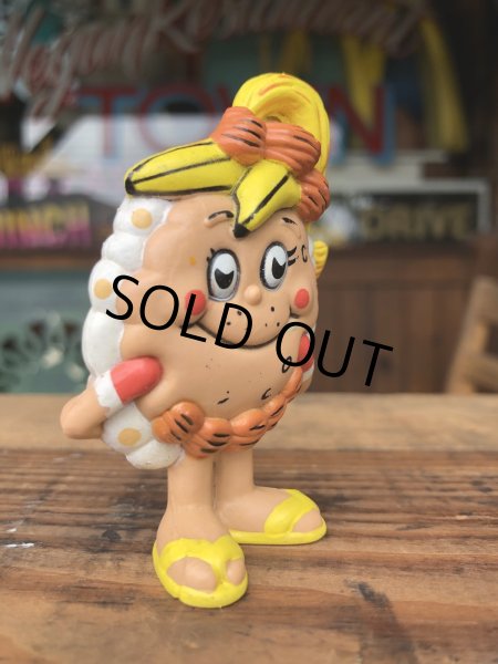 画像2: Vintage IHOP Pancake Kids Meal Toy Rosanna Banana Nut PVC (R620) (2)