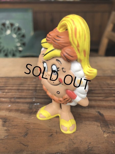 画像4: Vintage IHOP Pancake Kids Meal Toy Rosanna Banana Nut PVC (R620) (4)