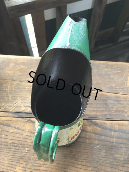 画像3: 40s Vintage BP Motor Oil Pourer Jug (R627)  (3)