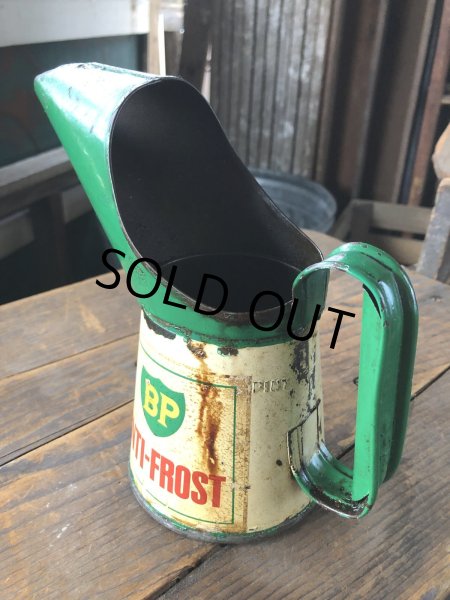 画像2: 40s Vintage BP Motor Oil Pourer Jug (R627)  (2)