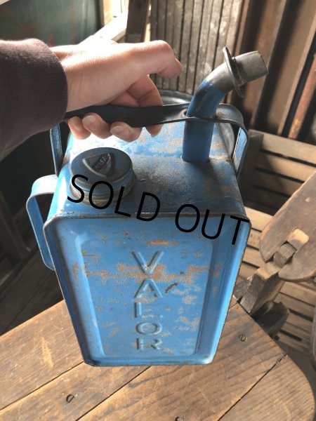 画像18: 50s Vintage ESSO Blue Valor Paraffin Can (R628)  (18)
