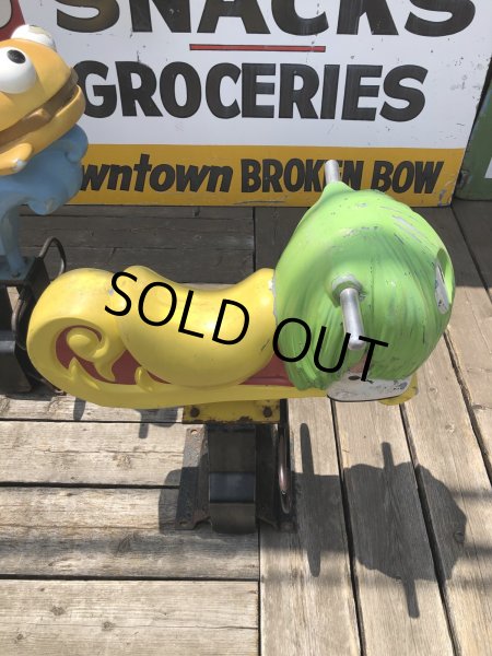 画像8: 70s Vintage McDonald's Fry Guys Playground Ride-On (R632) (8)