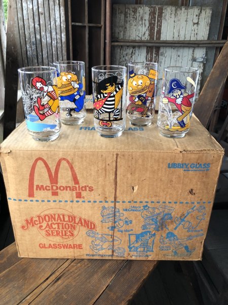 画像8: 70s Vintage Glass McDonaland Collector Series Big Mac Police (R658) (8)
