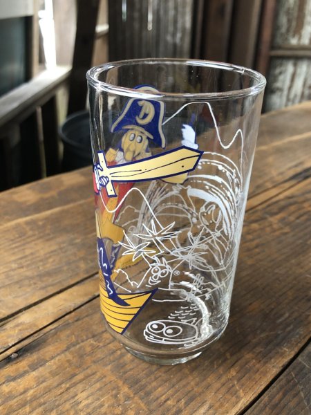 画像3: 70s Vintage Glass McDonaland Action Series Captain Crook (R657) (3)