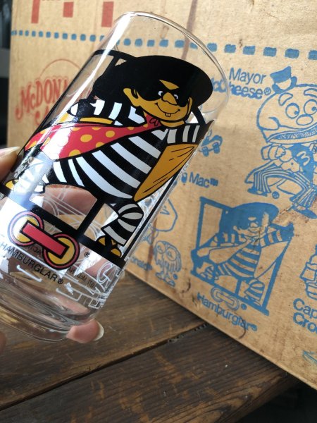 画像6: 70s Vintage Glass McDonaland Collector Series Hamburglar (R659) (6)