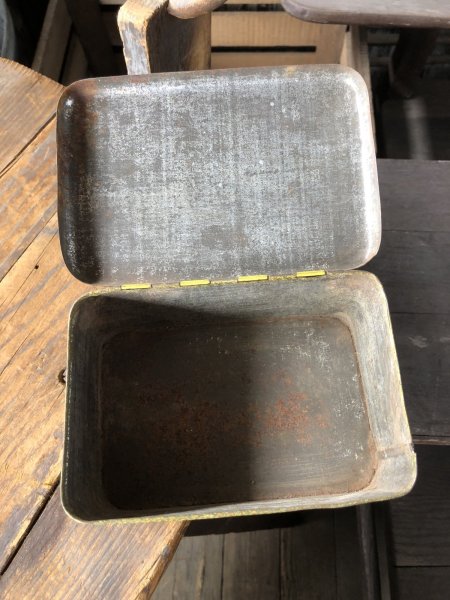 画像2: Vintage Advertising Cigarette Smoking Tobacco Tin Can J.G. DILL'S BEST CUT PLUG. (R719) (2)