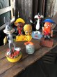画像13: 70s Vintage R.Dakin W/Bank Figure Looney Tunes Bugs Bunny (R729)  (13)
