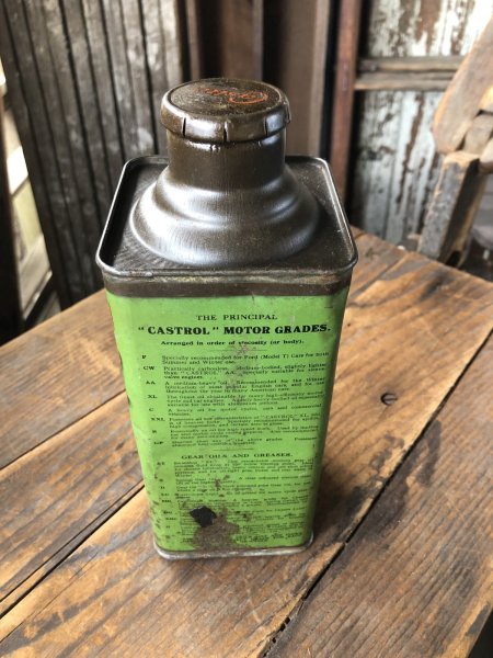 画像2: 20s Antique WAKEFIELD Castrol Motor Oil Can (R753) (2)