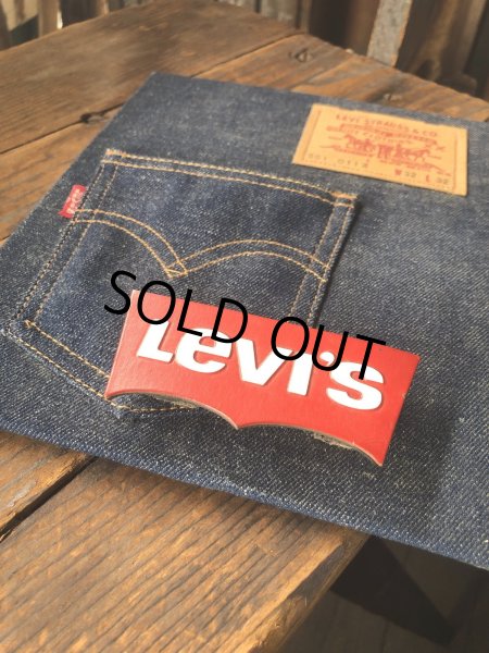 画像11: 70s Vintage LEVI'S Advertising Store Counter Display Sign (R801) (11)