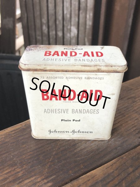 画像1: Vintage Johnson & Johnson Band-Aid Can Adhesive Bandages (R814) (1)