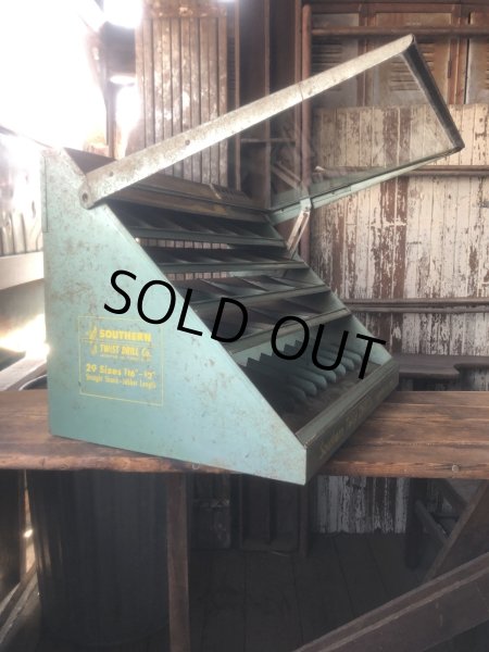 画像4: Vintage Southern Twist Drill Co. Advertising Hardware Store Display Cabinet (R840) (4)