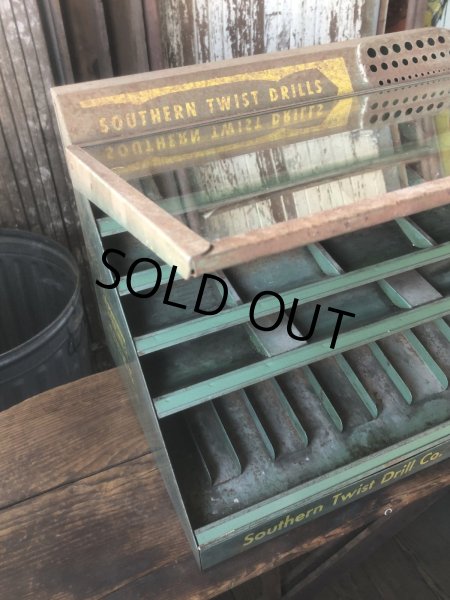 画像23: Vintage Southern Twist Drill Co. Advertising Hardware Store Display Cabinet (R840) (23)