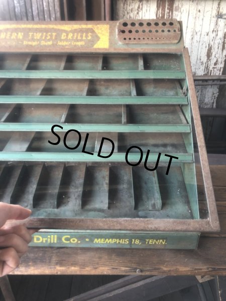 画像2: Vintage Southern Twist Drill Co. Advertising Hardware Store Display Cabinet (R840) (2)