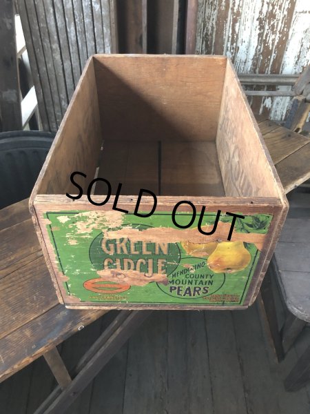 画像1: Vintage Wood Box Green Circle Mendocio Country Mountain Pears (R852) (1)