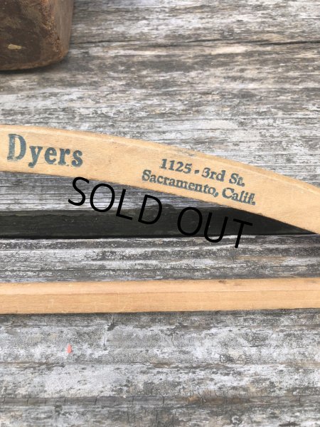 画像4: Vintage USA Advertising Wood Hanger Tokyo Cleaners & Dyers(R854) (4)