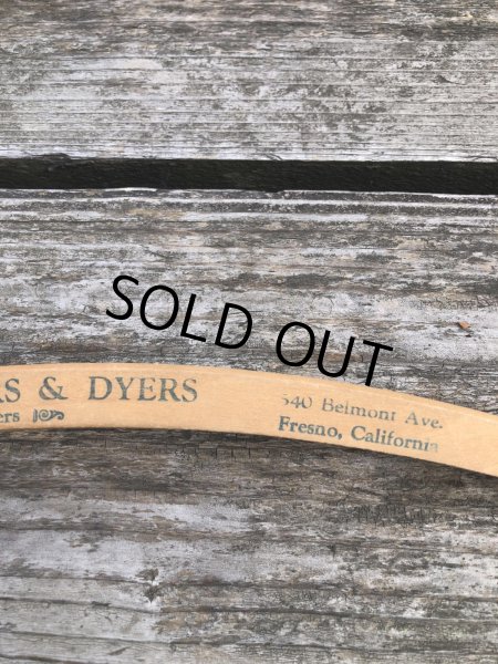 画像4: Vintage USA Advertising Wood Hanger CAPITOL CLEANERS &DYERS (R874) (4)