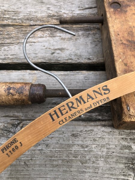 画像1: Vintage USA Advertising Wood Hanger HERMANS (R864) (1)