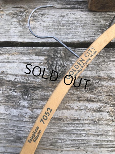 画像3: Vintage USA Advertising Wood Hanger GOLDEN CITY (R869) (3)