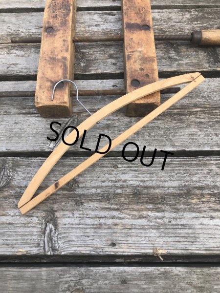 画像5: Vintage USA Advertising Wood Hanger CROW CLEANERS & DYERS CLEAN CLEANERS (R861) (5)