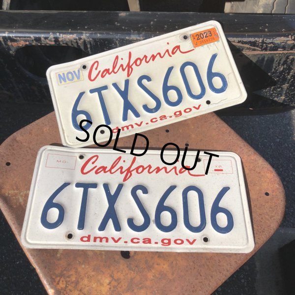 画像1: Original USA California License Plate 6TXS606 SET (R913) (1)