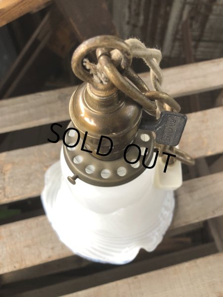 画像2: Vintage U.S.A. Milk Glass Globe Pendant Hanging Lamp (A004) (2)