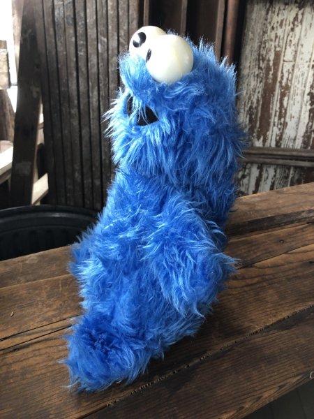 画像2: 70s Vintage Knickerbocker Sesame Street Cookie Monster Plush Doll 57cm (A025) (2)