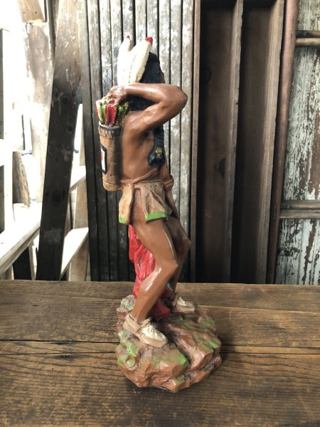 画像2: 70s Vintage Universal Statuary Native American Indian Warrior Statue 37cm (A036) (2)