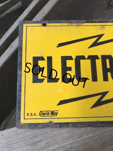 画像2: Vintage Electric Fence Farm Warning Sign (A053) (2)