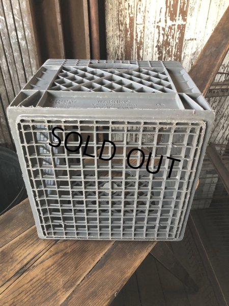 画像8: Vintage USA  DAIRY FOODS Heavy Duty Plastic Milk Crate Foster Farms (M)  (8)