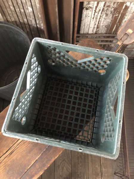 画像7: Vintage USA  DAIRY FOODS Heavy Duty Plastic Milk Crate LOUIS Trauth Dairy Inc. (Q)  (7)