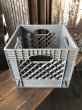 画像2: Vintage USA  DAIRY FOODS Heavy Duty Plastic Milk Crate Foster Farms (M)  (2)