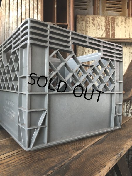 画像4: Vintage USA  DAIRY FOODS Heavy Duty Plastic Milk Crate Foremost (O)  (4)