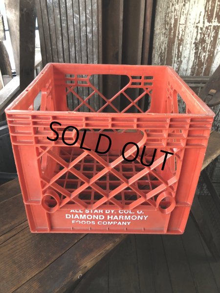 画像1: Vintage USA  DAIRY FOODS Heavy Duty Plastic Milk Crate DIAMOND HARMONY (T)  (1)