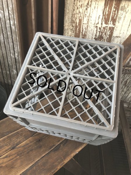 画像9: Vintage USA  DAIRY FOODS Heavy Duty Plastic Milk Crate Foremost (O)  (9)
