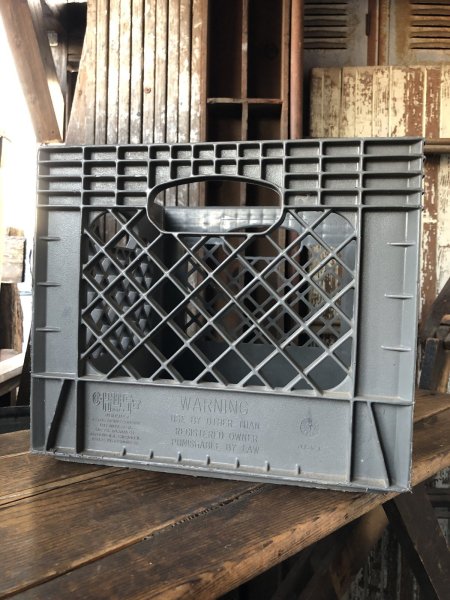 画像5: Vintage USA  DAIRY FOODS Heavy Duty Plastic Milk Crate Foster Farms (M)  (5)