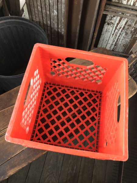 画像9: Vintage USA  DAIRY FOODS Heavy Duty Plastic Milk Crate SAME DAY DAYRIES (R)  (9)