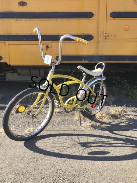 画像1:  【店舗引き取り限定】Vintage Schwinn Bicycle Stingray Junior Yellow 20" (A069) (1)