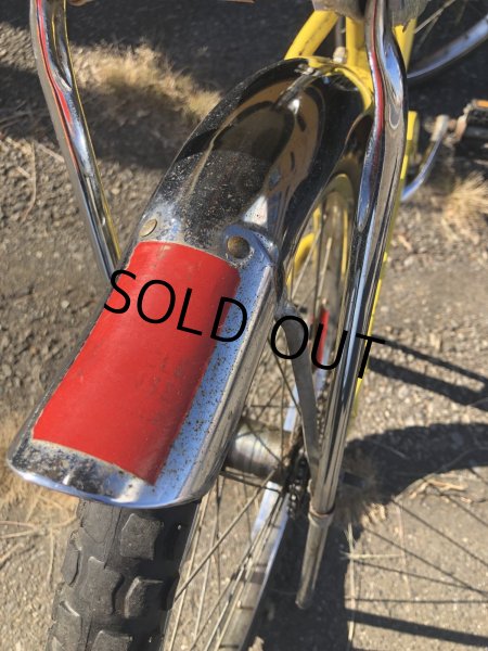 画像21:  【店舗引き取り限定】Vintage Schwinn Bicycle Stingray Junior Yellow 20" (A069) (21)