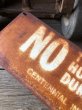 画像2: Vintage NO TRESPASSING HUNTING DUMPING Sign (A060) (2)
