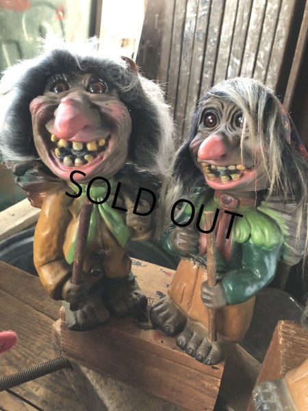 画像11: 60s Vintage Heico Troll Carrying Firewood Nodder Bobble Head (A076) (11)