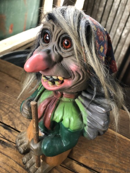 画像8: 60s Vintage Heico Troll Carrying Firewood Nodder Bobble Head (A076) (8)