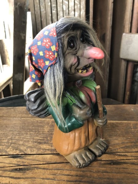 画像2: 60s Vintage Heico Troll Carrying Firewood Nodder Bobble Head (A076) (2)